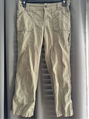 Eddie Bauer Hiking Cropped Cargo Pants